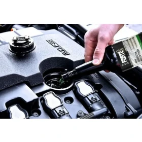 Proplach motoru automobilu