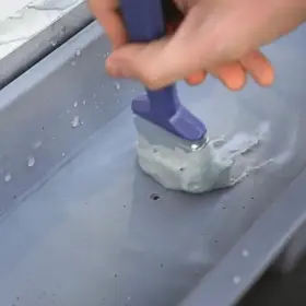 FILLCOAT FIBRES - Opravná vodotěsná barva na beton, kov se skelným vláknem 1L_thumb4