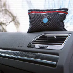 Proti zápachu v interiéru