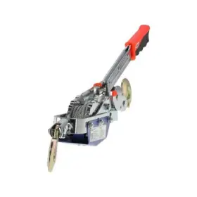 Vybavení dílny servisu